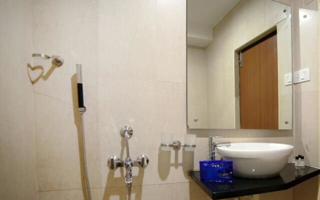 OYO 1566 Hotel Kranthi's Innotel