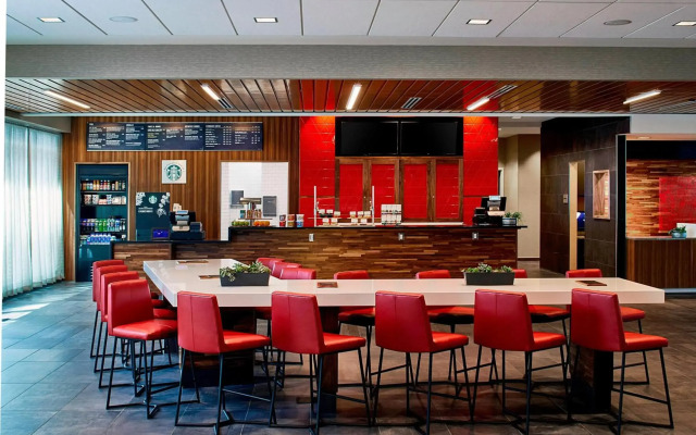 Courtyard by Marriott Minneapolis West