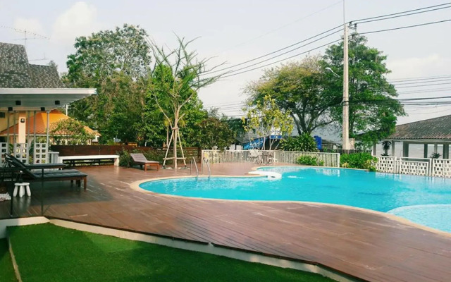 Bang Saphan Resort Hotel