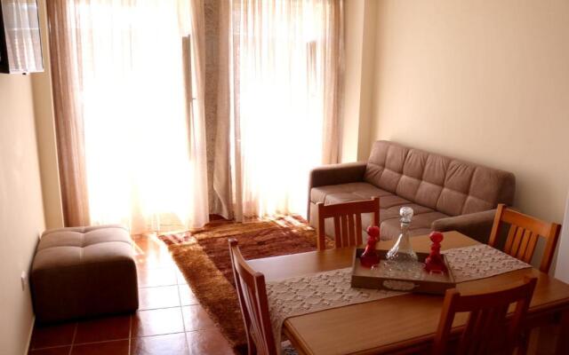House With 2 Bedrooms in Lamego, With Furnished Terrace and Wifi