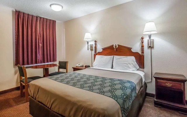 Econo Lodge Brownsville