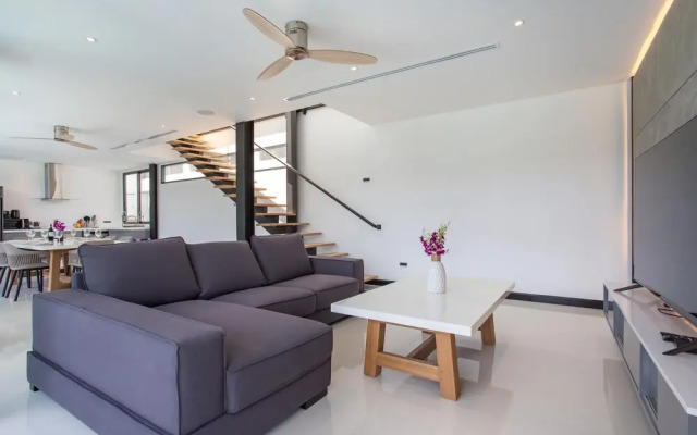 Stylish Salt Pool Villa Sunset Garden 5