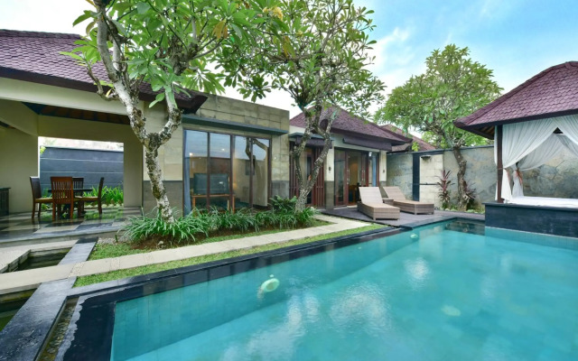 The Khayangan Dreams Villa, Seminyak