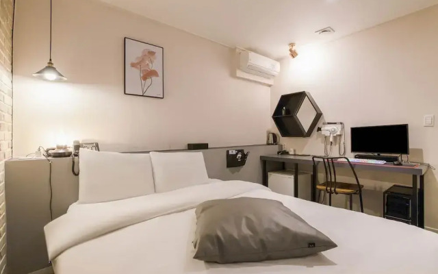 Stay Inn Hotel