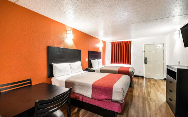 Motel 6 Houston, TX - Brookhollow