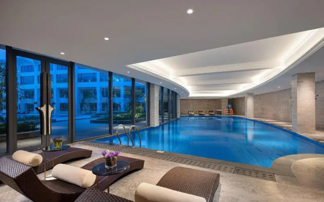 White Swan Hotel Taizhou – Pool – Taizhou