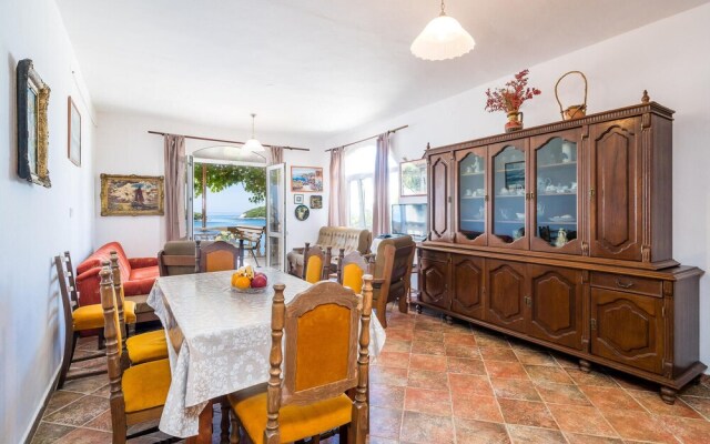 Amazing Home in Gruda With Wifi and 2 Bedrooms