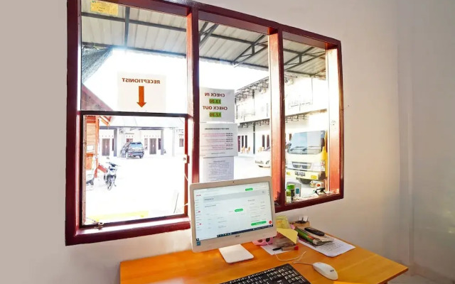 OYO 90618 Hanania House Syariah