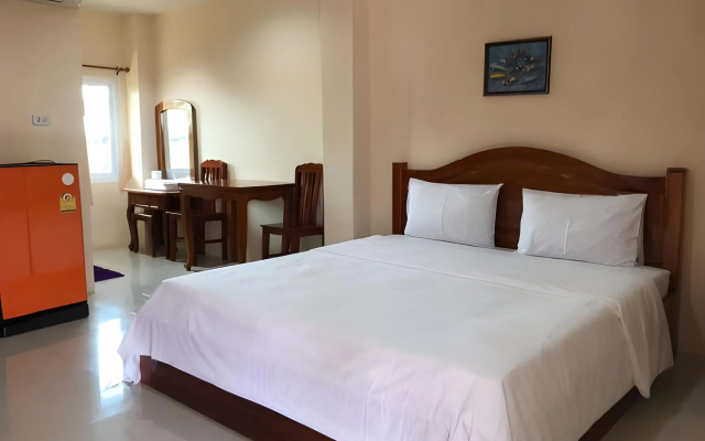Ratchaphruek Resort – Guest Rooms – Lop Buri