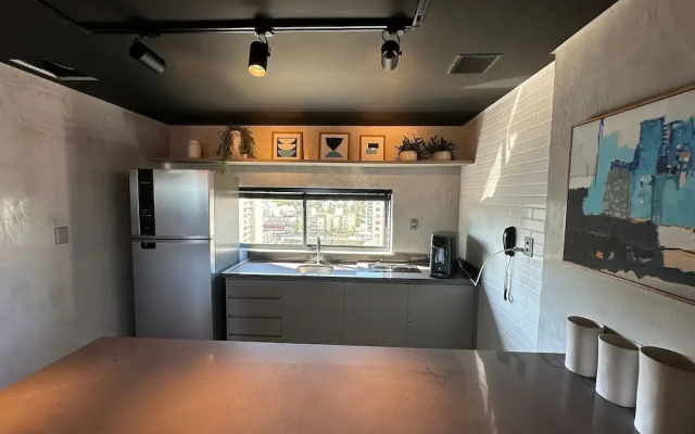 Oceanfront Studio in Condominium Ops0337