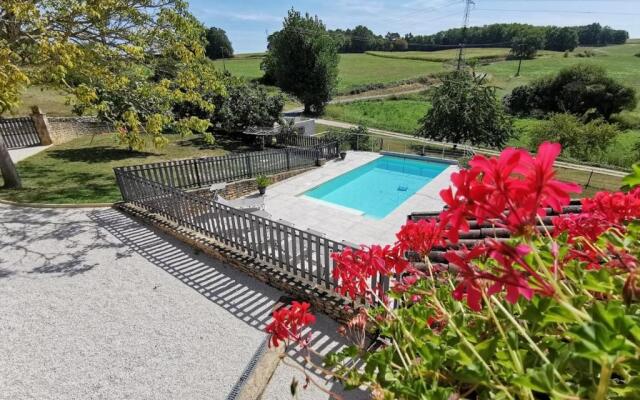 Gite Coly-Saint-Amand, 5 pièces, 8 personnes - FR-1-616-85