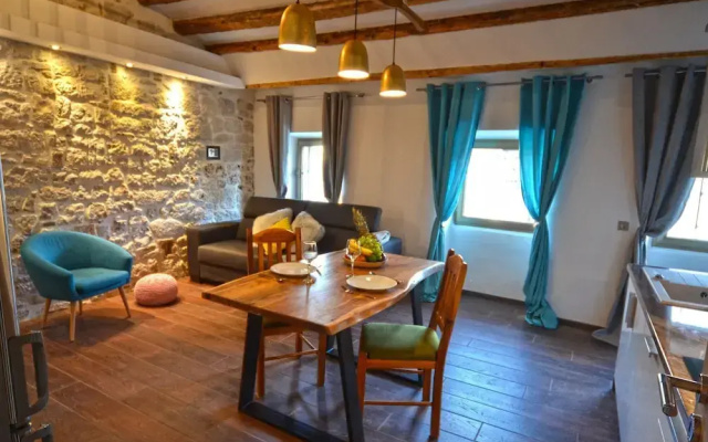 Elegant Rovinj Old Town Apartment