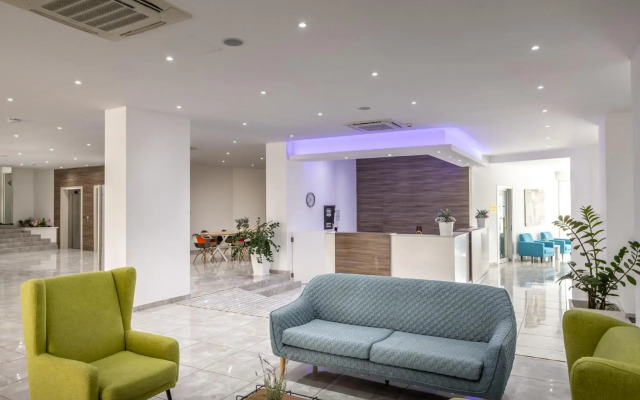 Papantonia Hotel Apartments