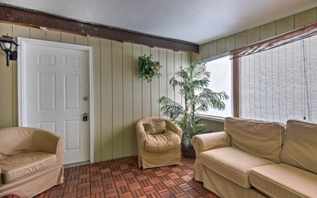 Cozy Arrowhead Lake Home w/ Sunroom + Pool Access!