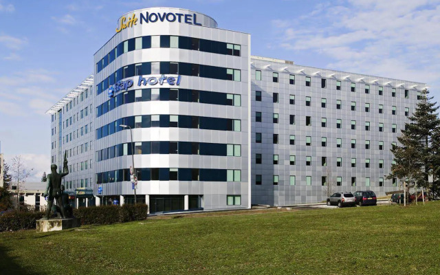 Novotel Suites Geneve Aeroport