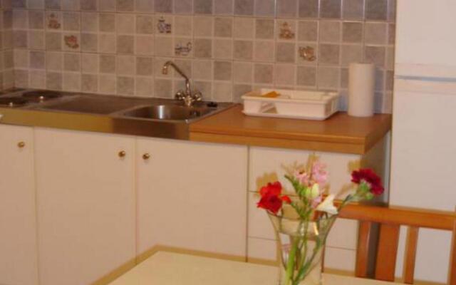 Epi Apartments