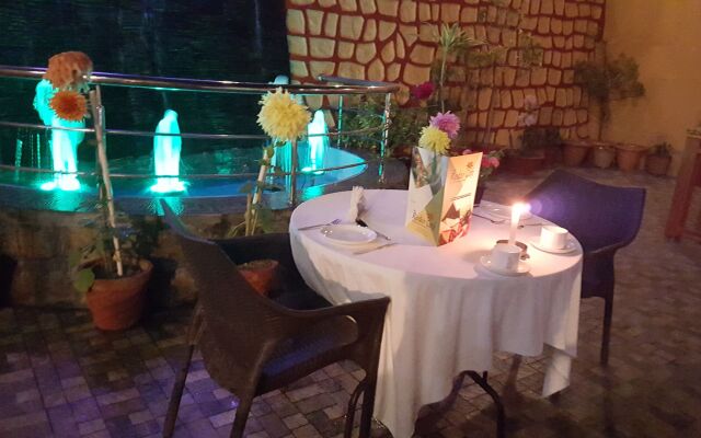 Hotel Rajpur Heights
