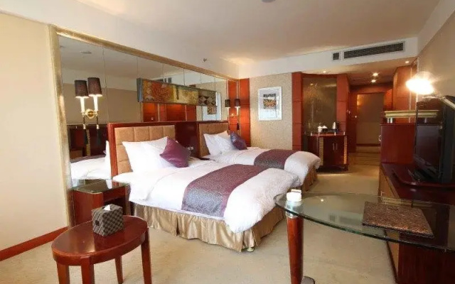 Chongqing Kingtown Hotel