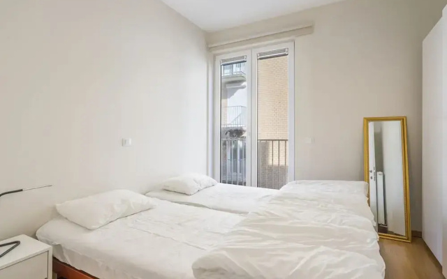 Apartment on Church Square With Cozy Terrace