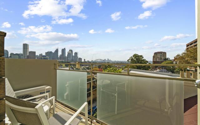 Modern Potts Point Studio