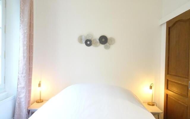 Square-bnb - Appartement avec jardin à 10 min de Disneyland