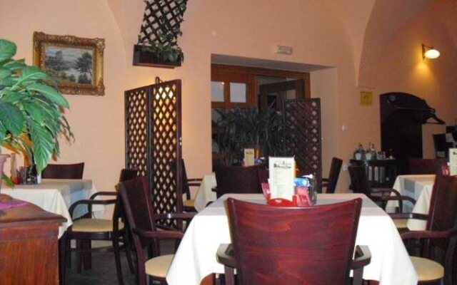 Městský Hotel Dorinka