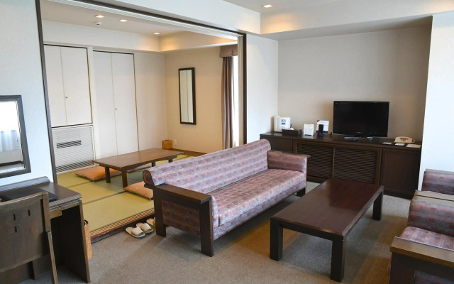 Karuizawa Club Hotel Karuizawa 1130 / Hewitt Resort