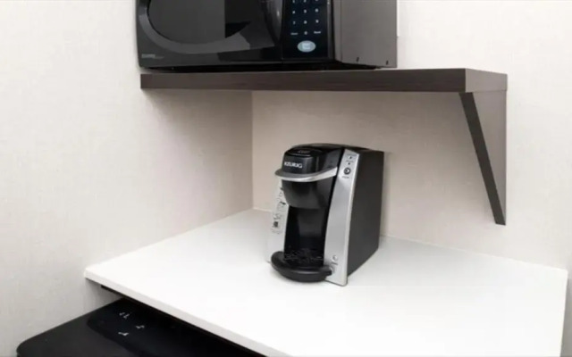 Holiday Inn Express West Cincinnati by IHG