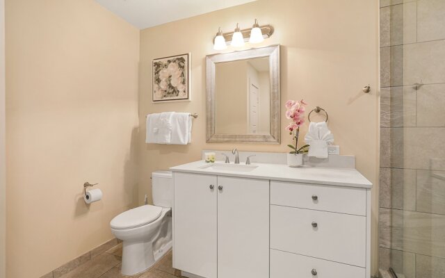 Peaceful Condo Near Bourbon Street