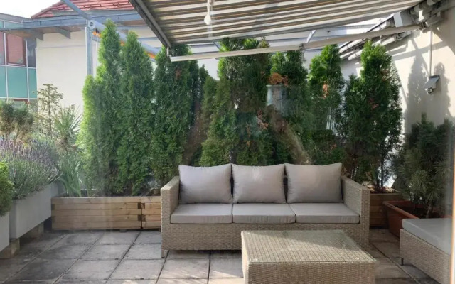 Amadeus Apartment