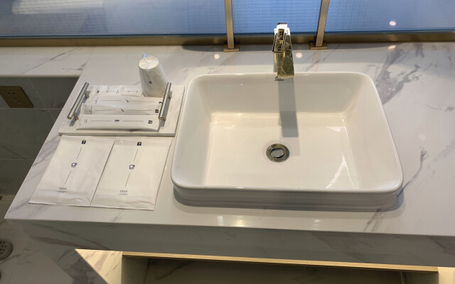 7 days premium (Hongya Central Plaza store)