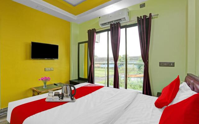 OYO 700169 Om Sai Ram Residency