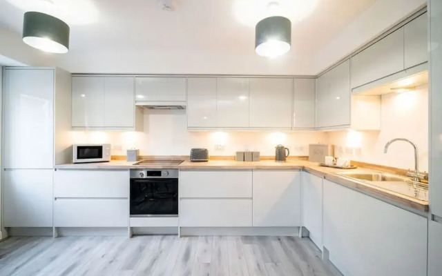 South Esk 8 - Modern 2 bed Apartment