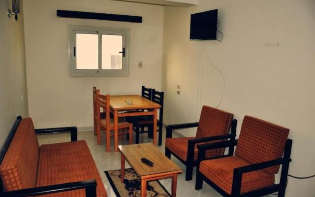 Oasis Hotel Apartments