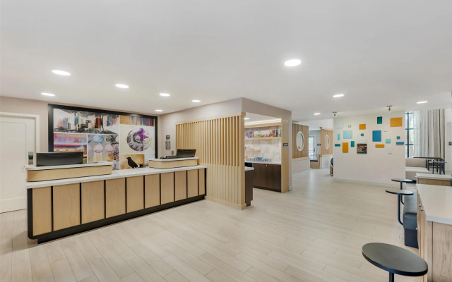 Sonesta ES Suites Austin The Domain Area