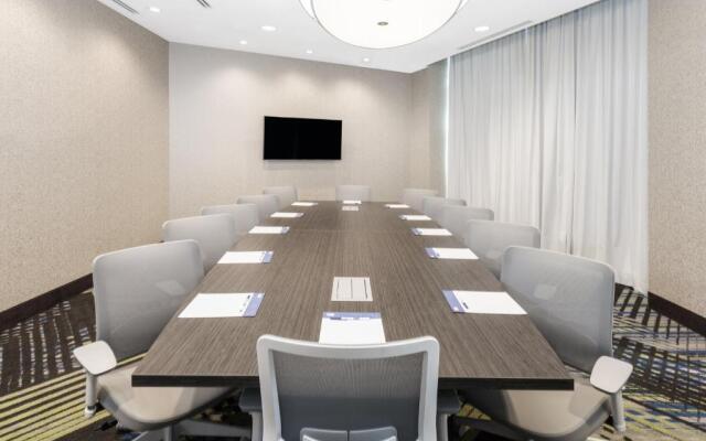 Holiday Inn Express & Suites Downtown Ottawa East by IHG