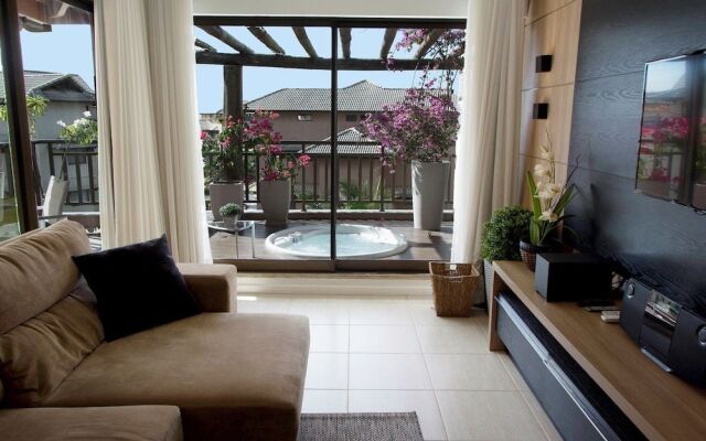 CO302 Luxuosa Cobertura de 3 suites com jacuzzi