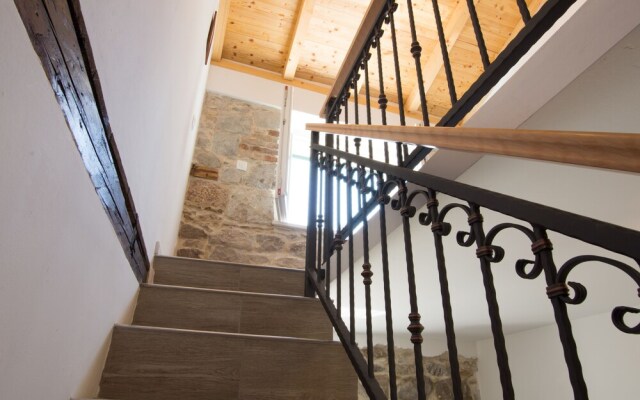 Charming 5-bed House in Split