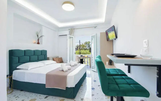 Anais Luxury Living Green