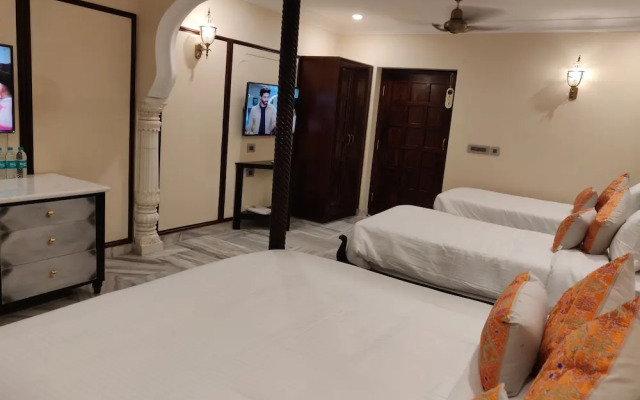 Laxmi Palace Heritage Boutique