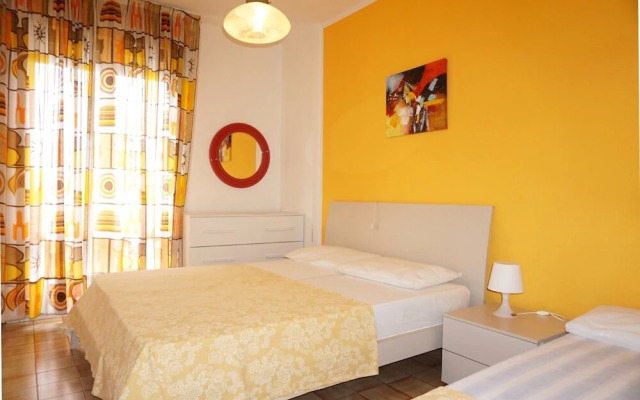 Great Flat With Shared Pool and Lovely Balcony