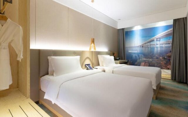 Sonmei Crystal Hotel