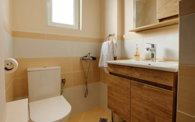 Marathon Luxury Suites - Schinias Beach