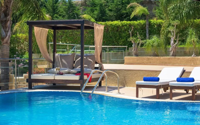 Quinn Hill Luxury Villa