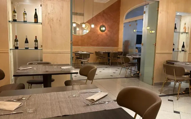 Hotel Roma