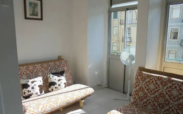 Crescent Rooms