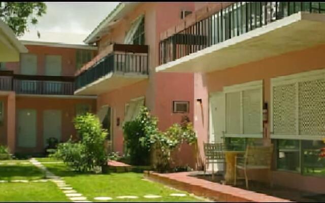Orchard Garden Hotel & Suites