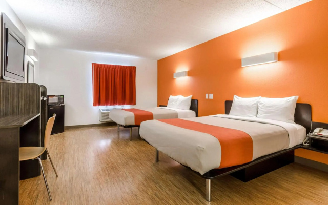 Motel 6 York, NE