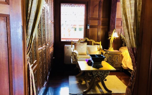 Royal Thai Villas
