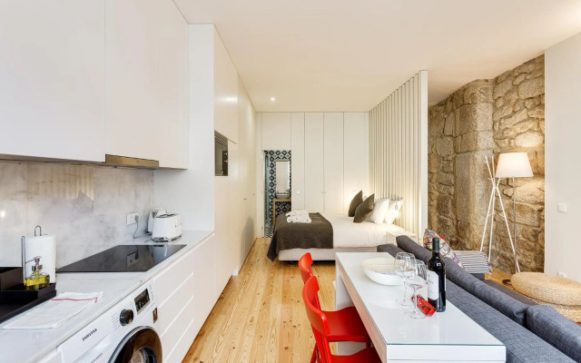 Pinheiro Terrace Downtown Apartment by DA'HOME